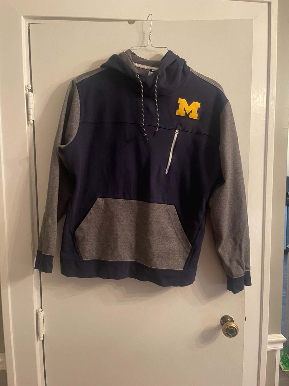 Nike Michigan Wolverines Hoodie Size XXL Navy Gray NCAA